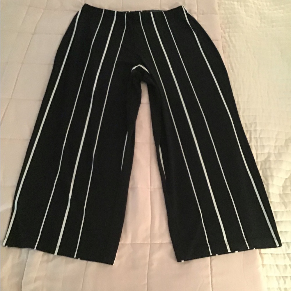 Black and white striped culotte pant